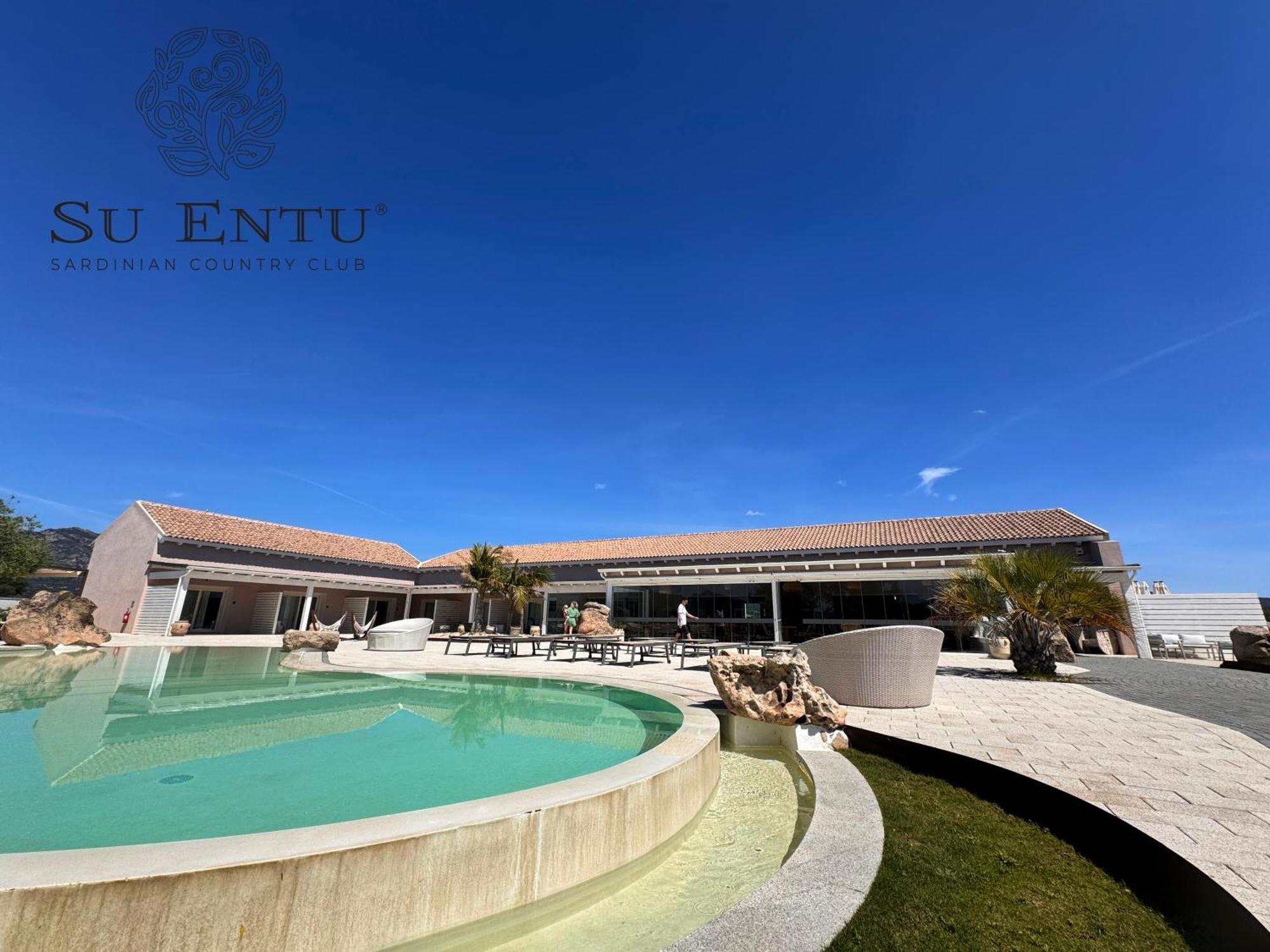 Su Entu Sardinian Country Club Hotel Olbia Exterior photo